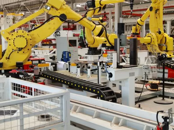 Revolução robótica: como eletro-permanente do QHMAG cora o tempo de inatividade da automação 80%